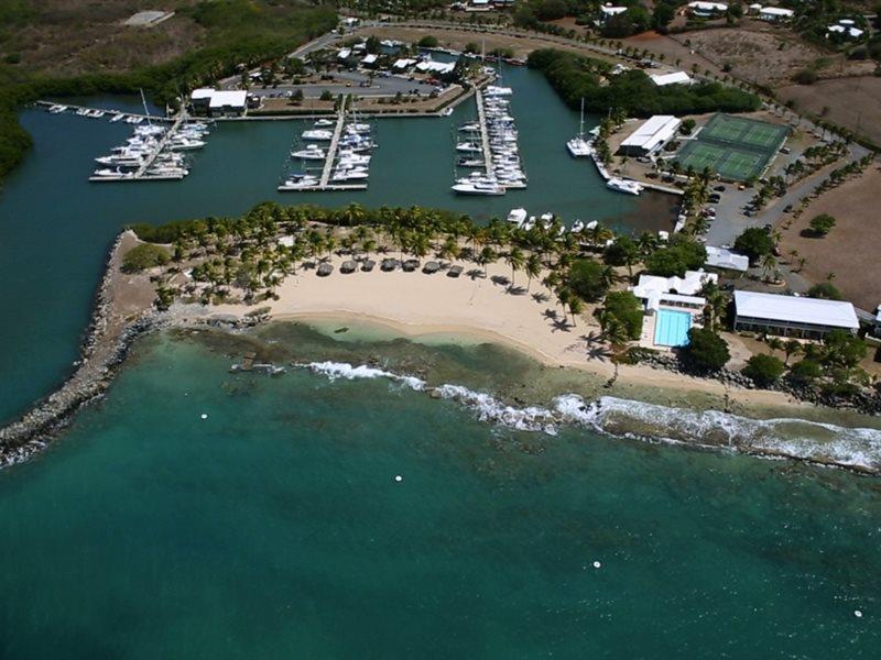 Tamarind Reef Resort Spa & Marina Кристіанстед Екстер'єр фото